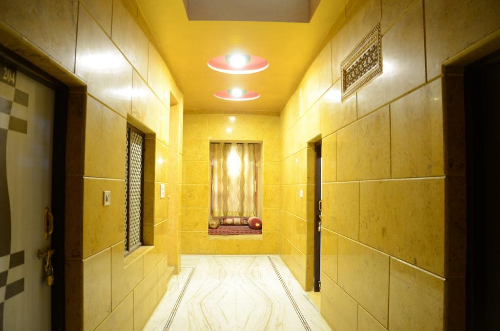 โฮเต็ล คูทับ วิลลา Hotel ไจซัลเมอร์ ภายนอก รูปภาพ