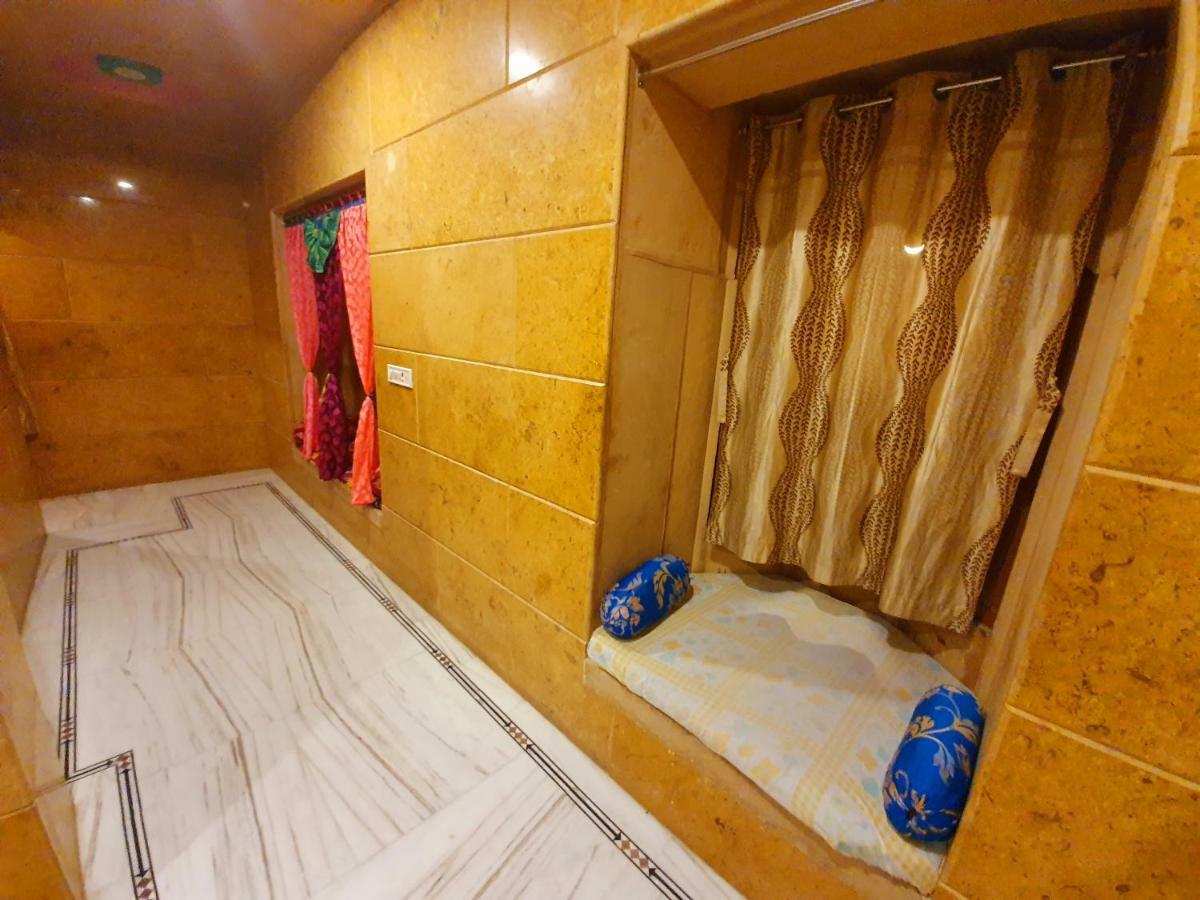 โฮเต็ล คูทับ วิลลา Hotel ไจซัลเมอร์ ภายนอก รูปภาพ